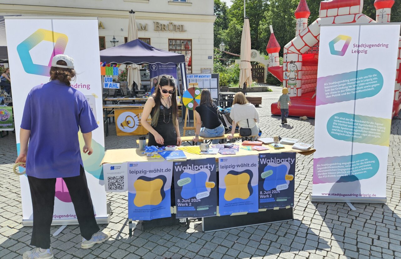 Unser Stand auf dem Markt der Demokratie.